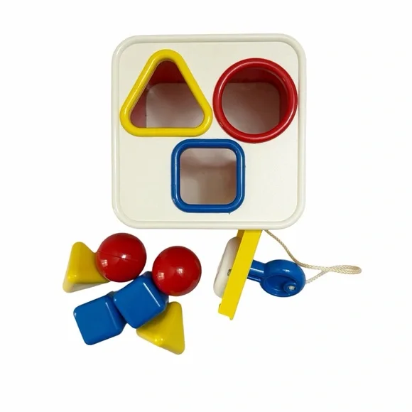 Ambi Toys | Vintage Lock Box Shape Sorter Toy Key Colorful Baby Learning - Picture 5 of 8